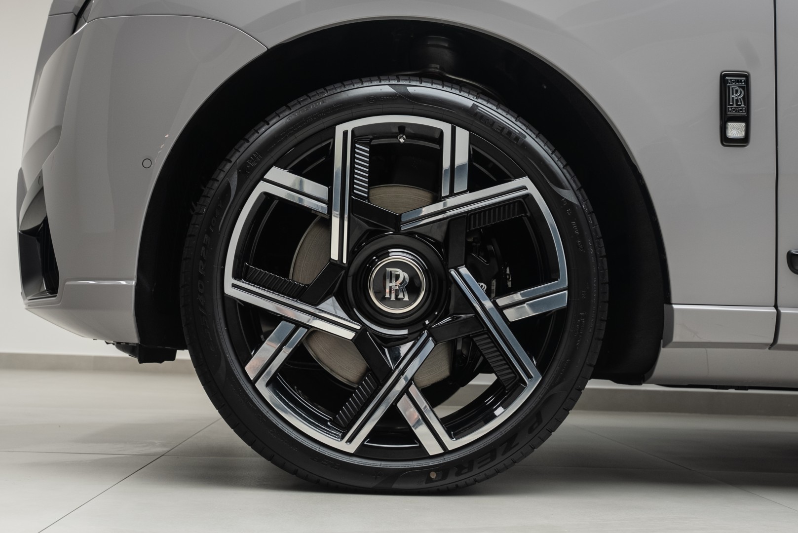 2026 ROLLS ROYCE CULLINAN |BLACK BADGE | GCC | CLOUD DESIGN INTERIOR | FULL OPTION 
